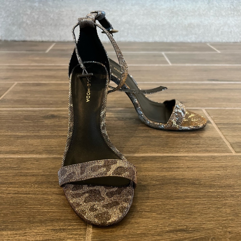 Pelle Moda | Heels